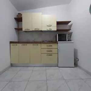 Francesco Apartamento
